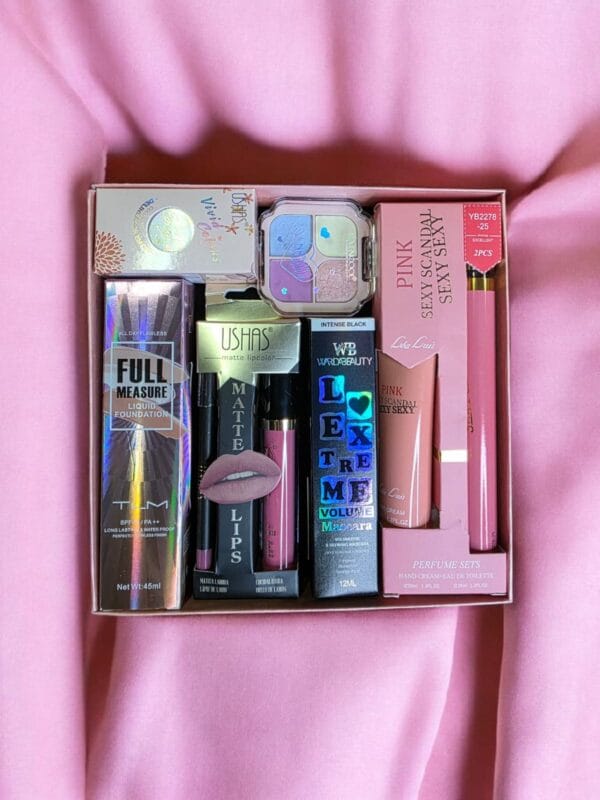 Set Cadou Beauty & Parfum – Pink Scandal